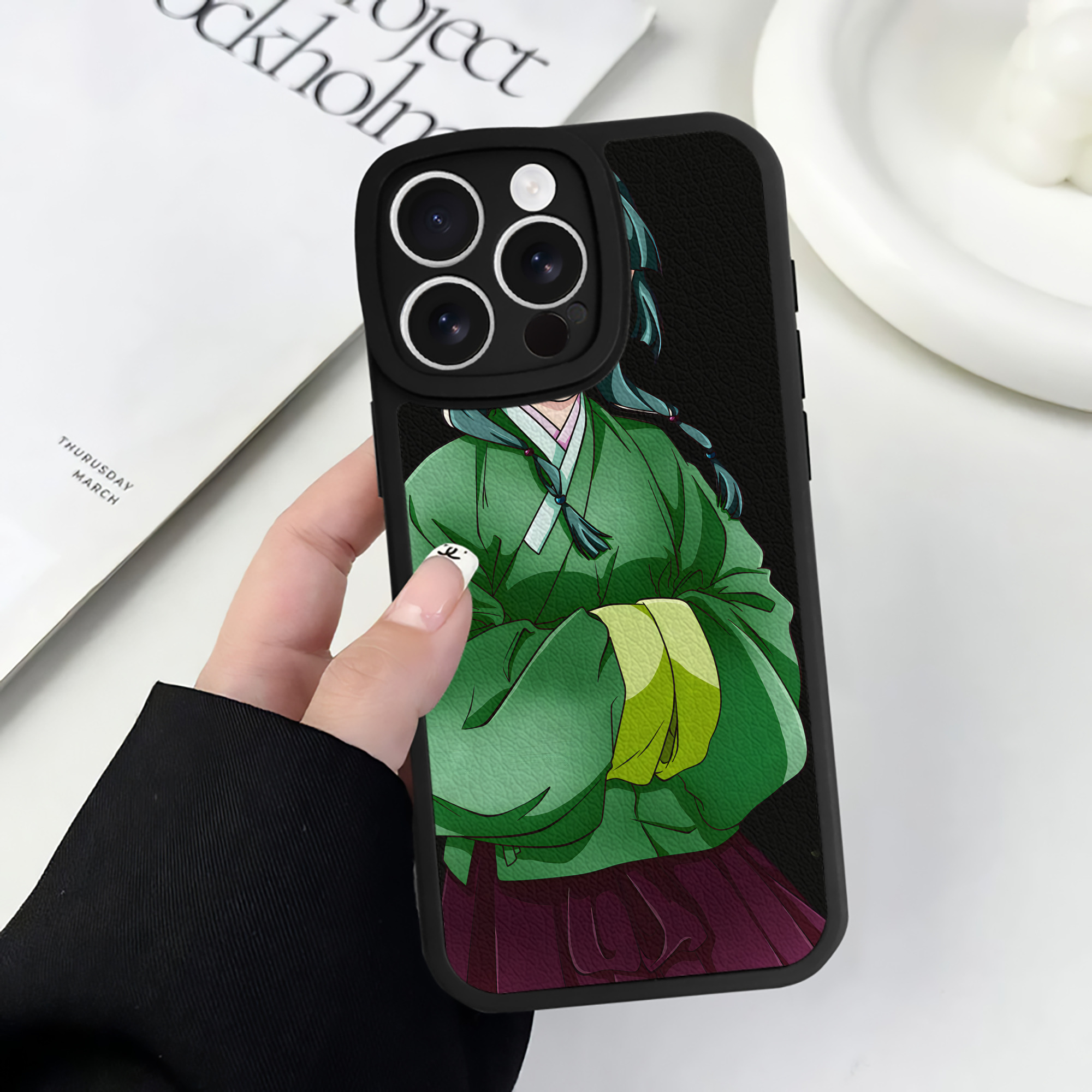 （画像用） 薬屋のひとりごと The Apothecary Diaries 【iPhone 16シリーズ対応】シリコンスマホケース（レザー調） 材質：シリコン